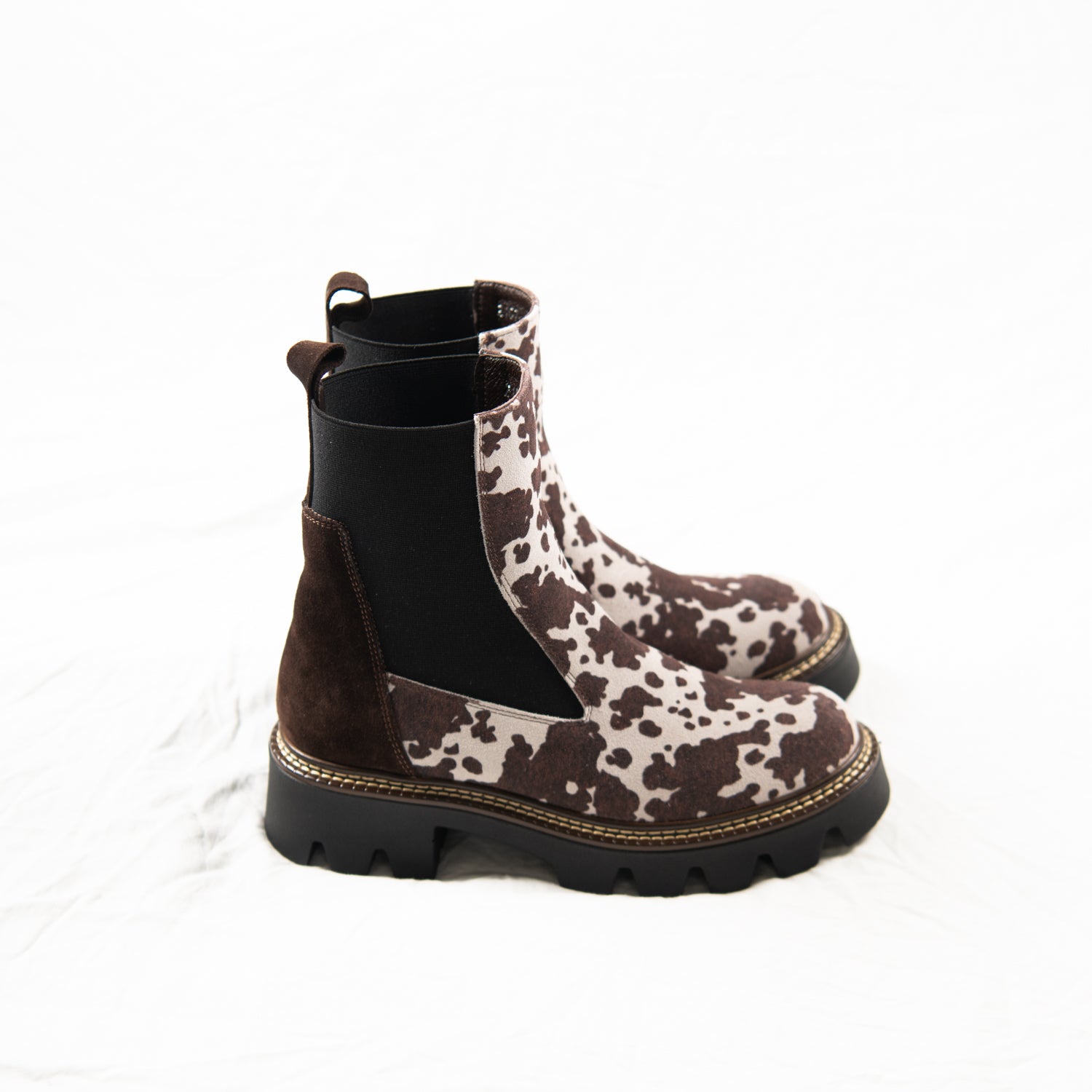 Tumbleweed Chelsea Boots