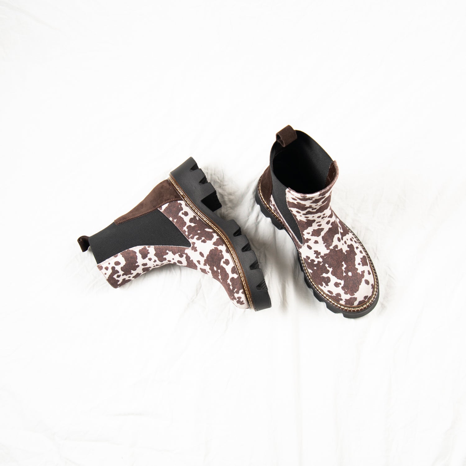 Tumbleweed Chelsea Boots