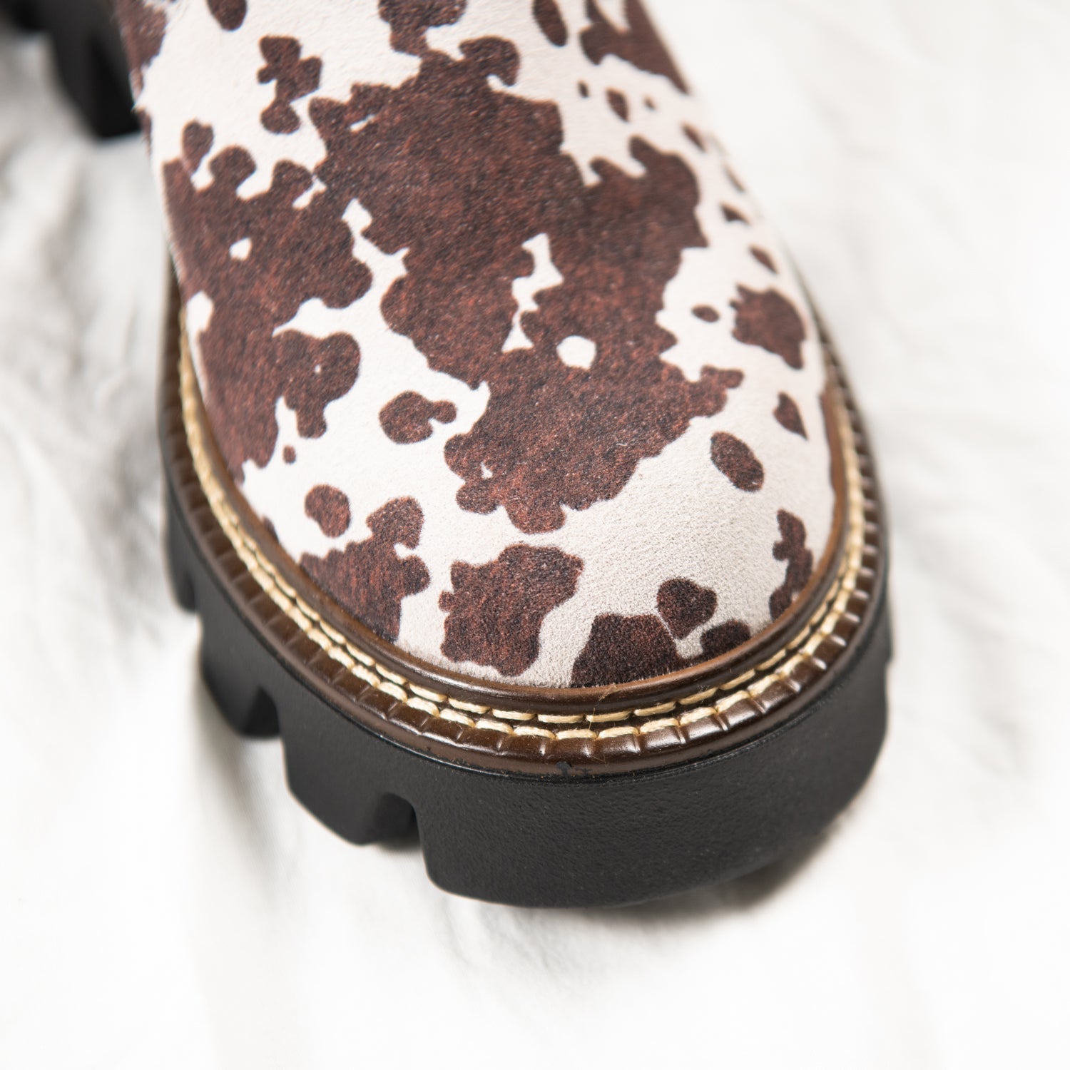 Tumbleweed Chelsea Boots