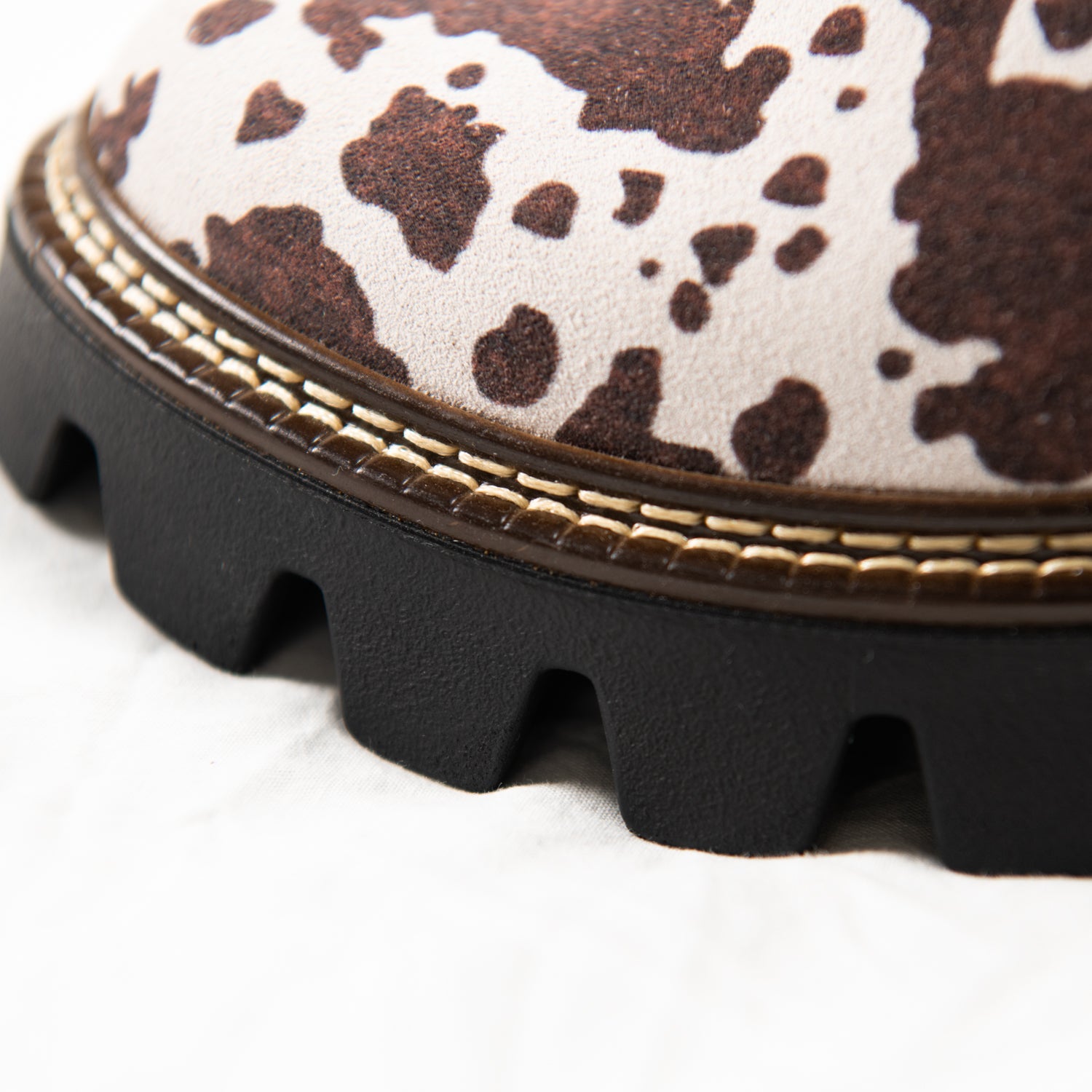 Tumbleweed Chelsea Boots