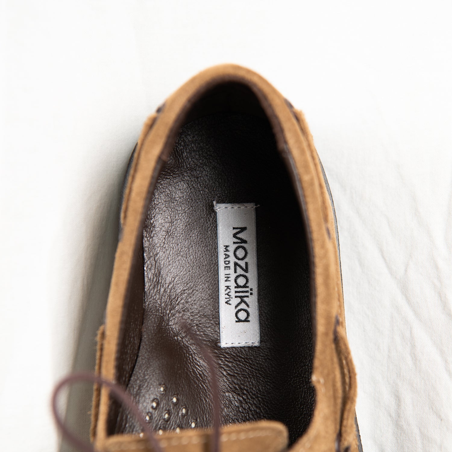 Tobacco Dock Shoe