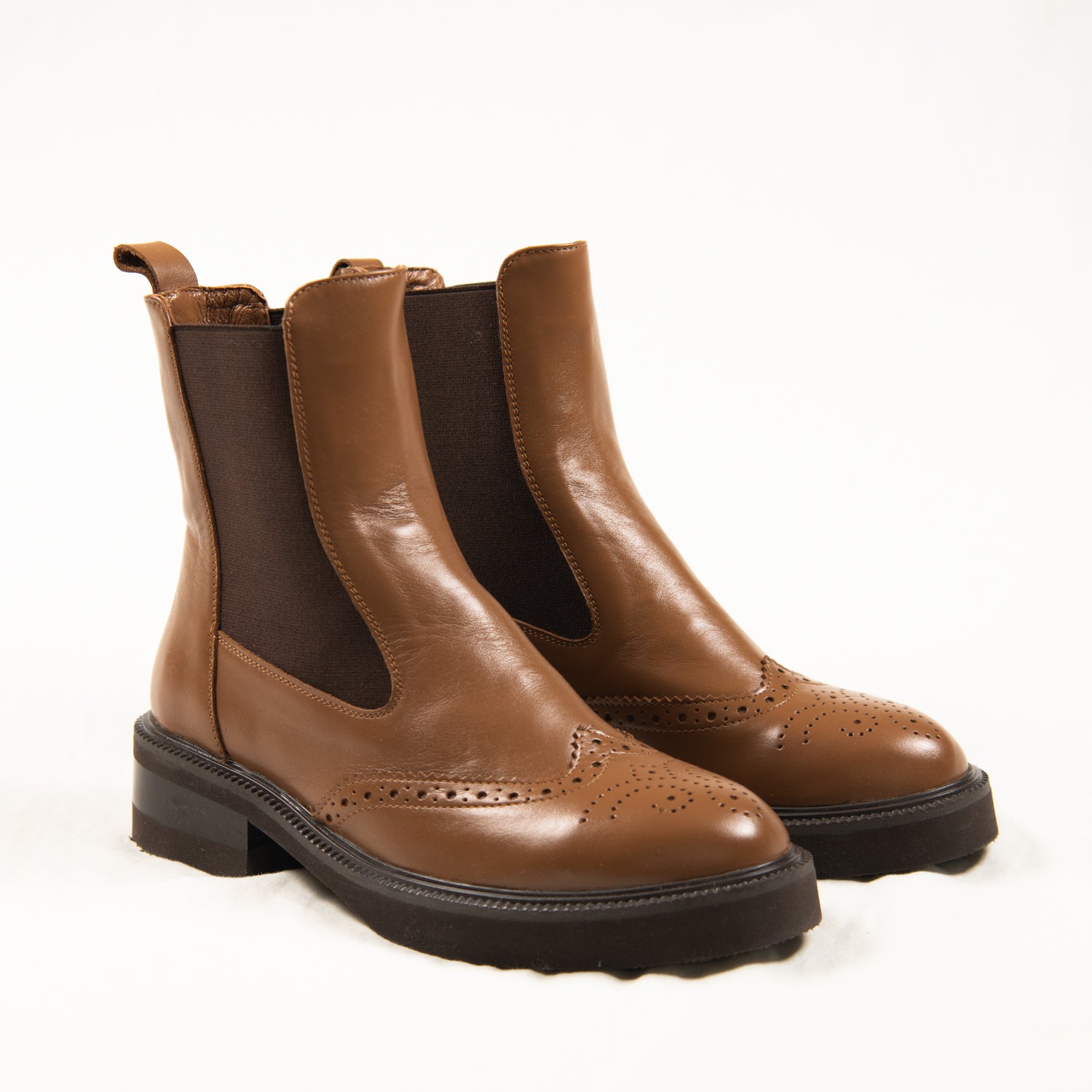 Chestnut Brogue Chelsea