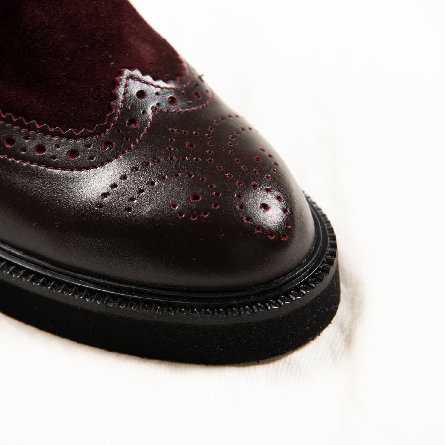Bordeaux Contrast Chelsea