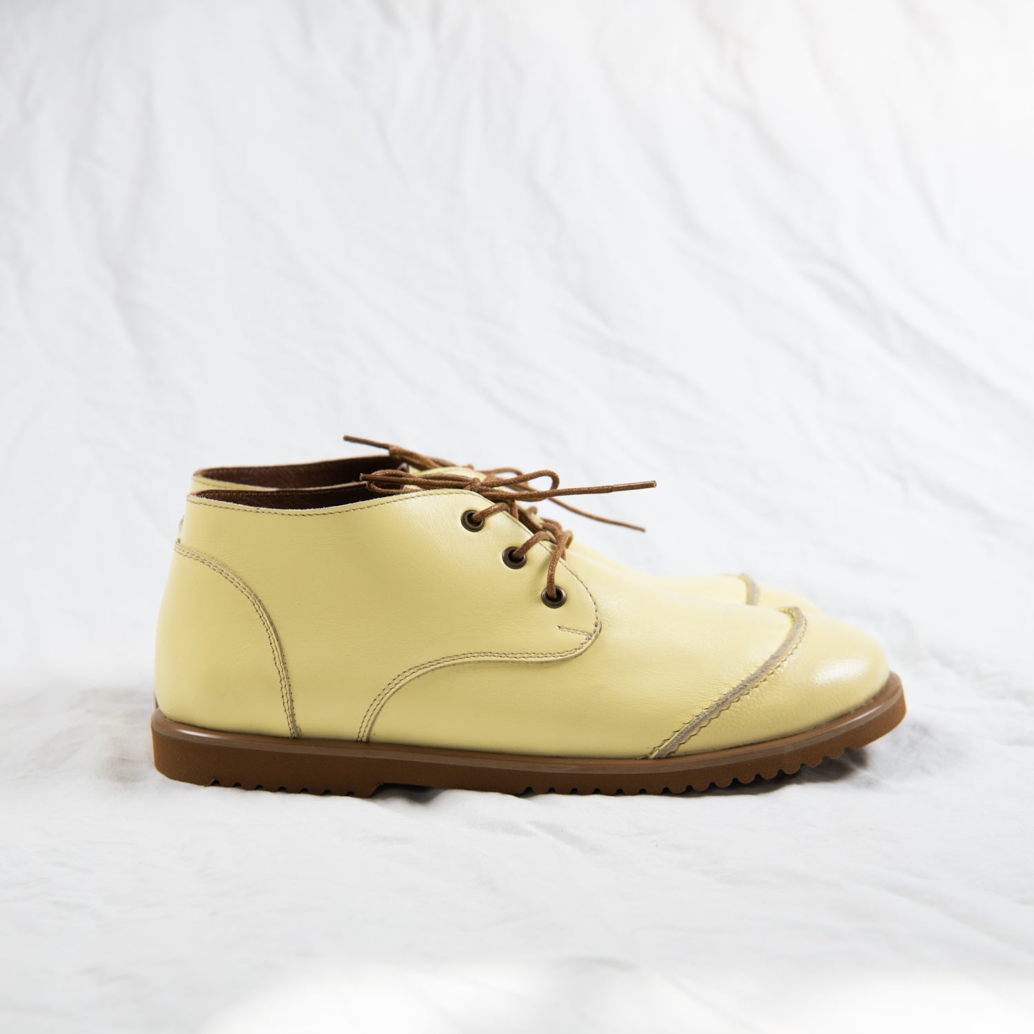 Butterroot  Barefoot