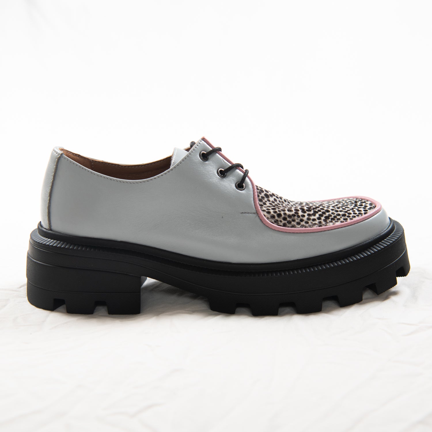 Powder Safari (one pair - size 40)