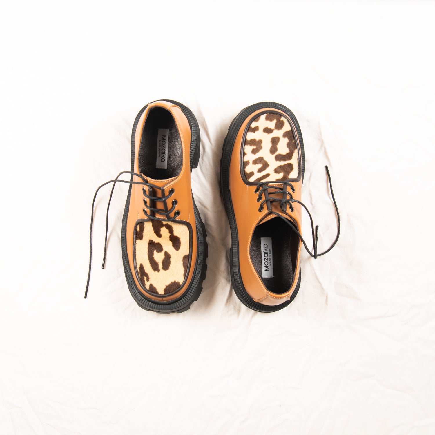 Toffee Leopard II - (brown piping)