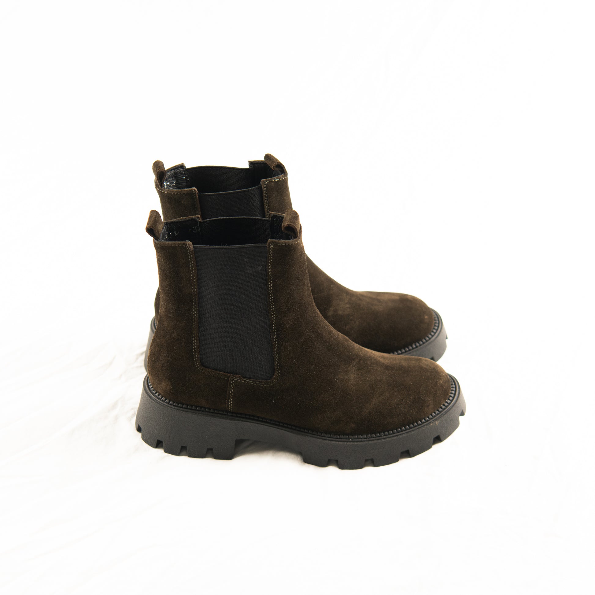 Wild Olive Chelsea Boots
