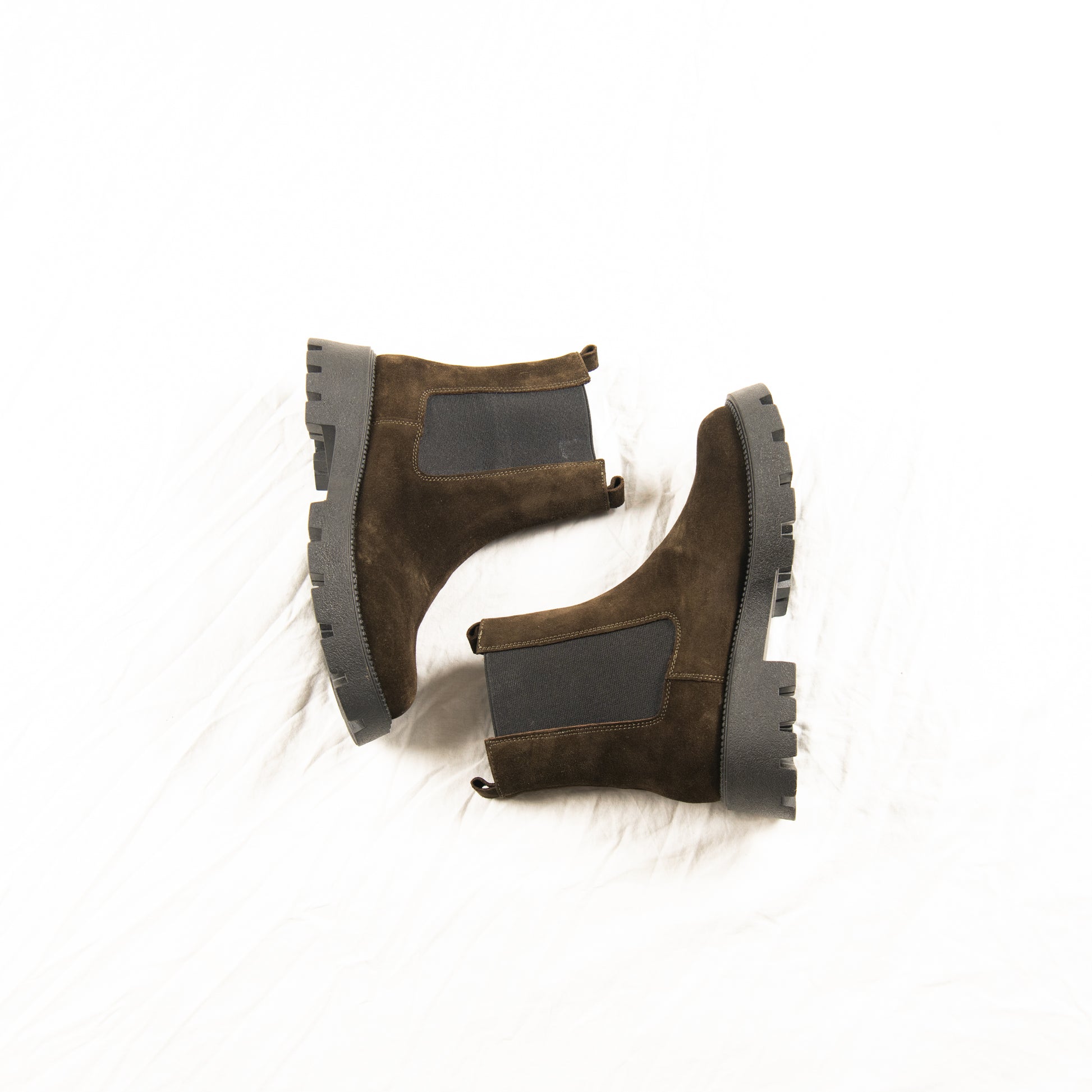 Wild Olive Chelsea Boots