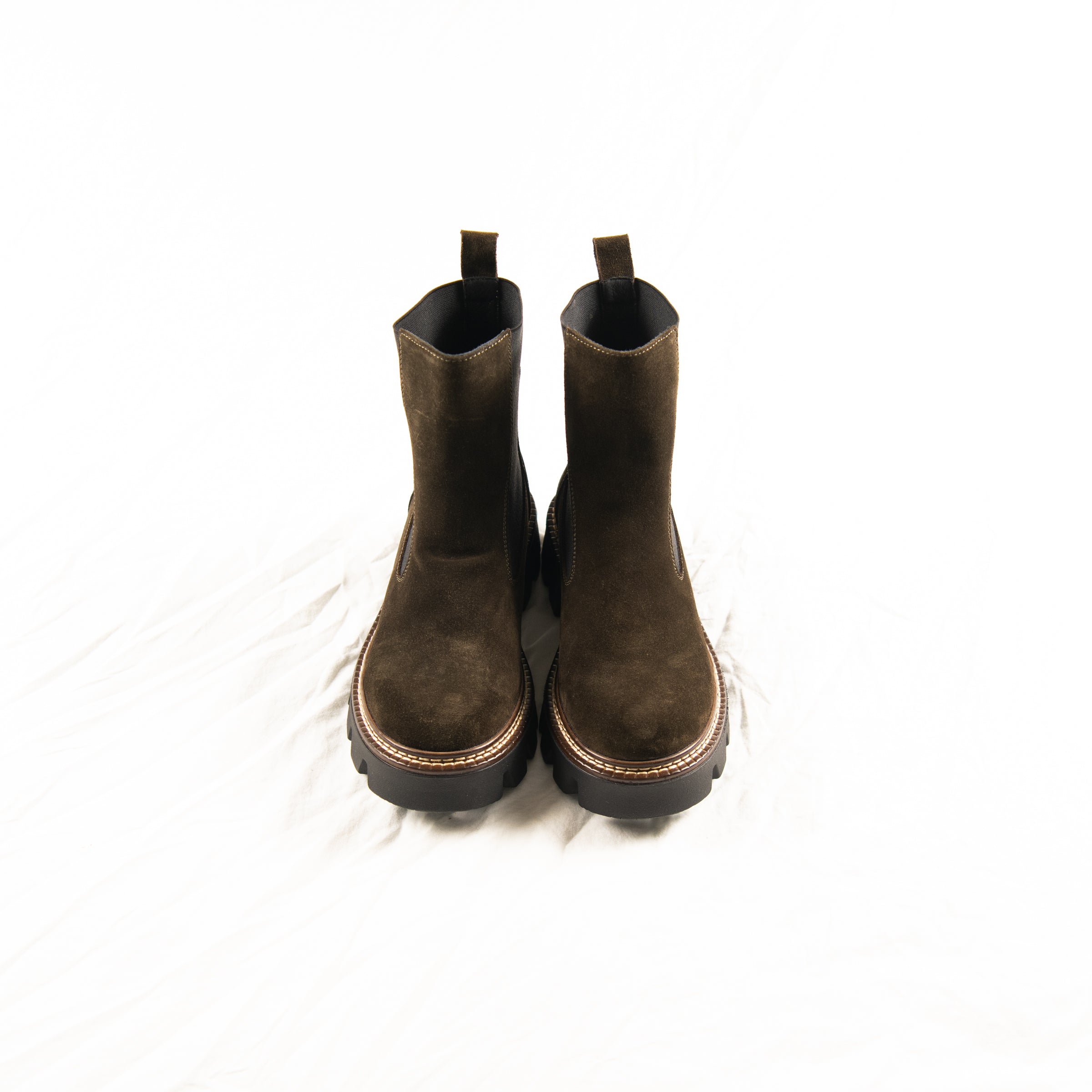 Olive Pit Chelsea Boots