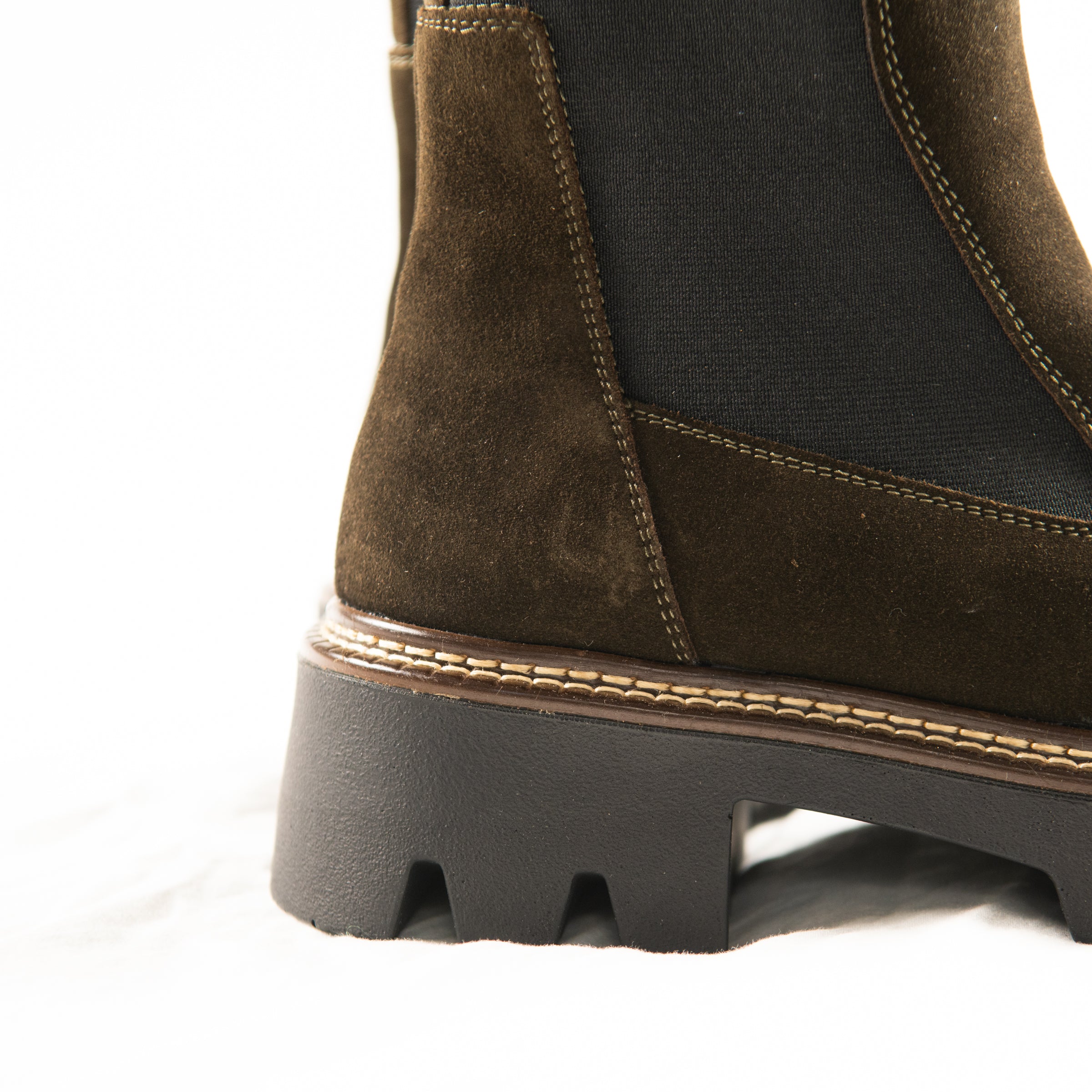 Olive Pit Chelsea Boots
